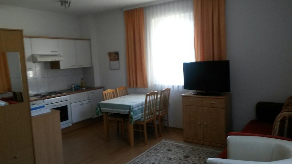 Pension Parzer Pressbaum Bei Wien Rom bilde