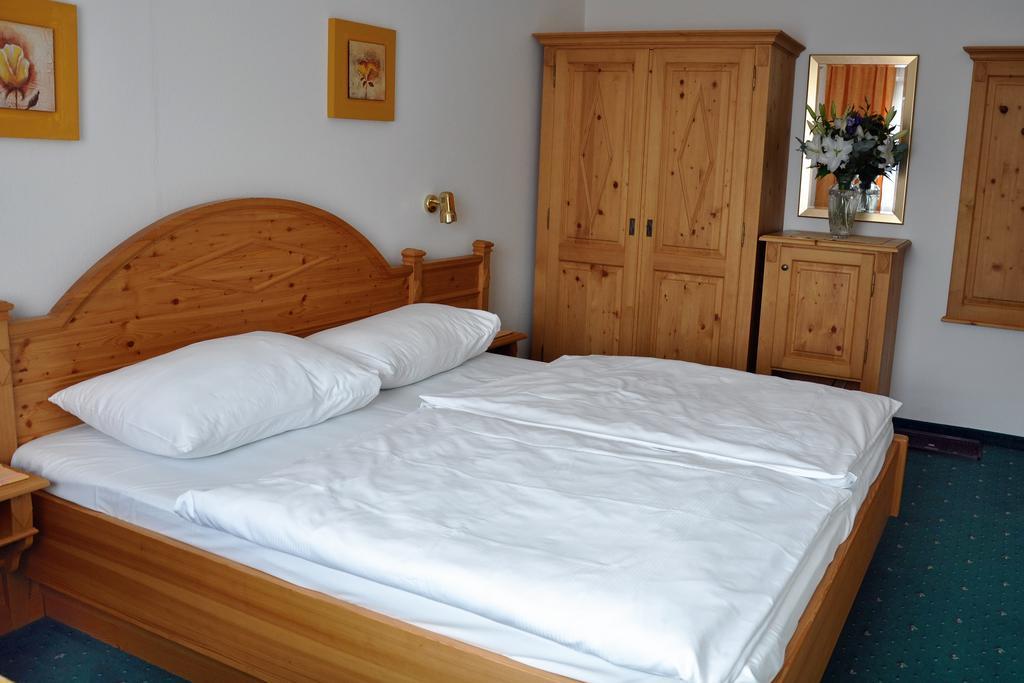 Pension Parzer Pressbaum Bei Wien Rom bilde